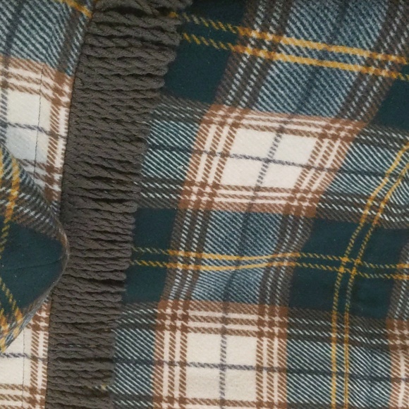 Utex| Vintage Green and Cream Plaid Fall- Winter Jacket With Hood and 4 Pockets - Picture 3 of 15